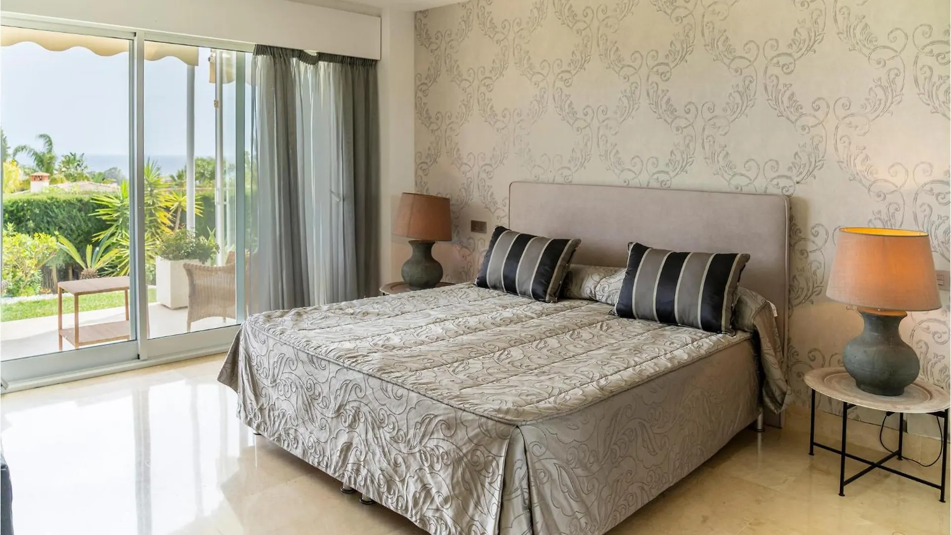Gorgeous Home In Marbella Prázdninový dům